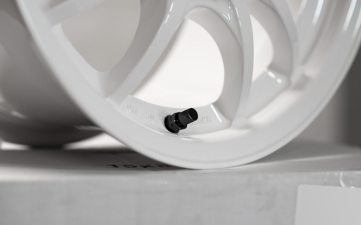 Mugen MC10L (15"x8" +32 4x100)